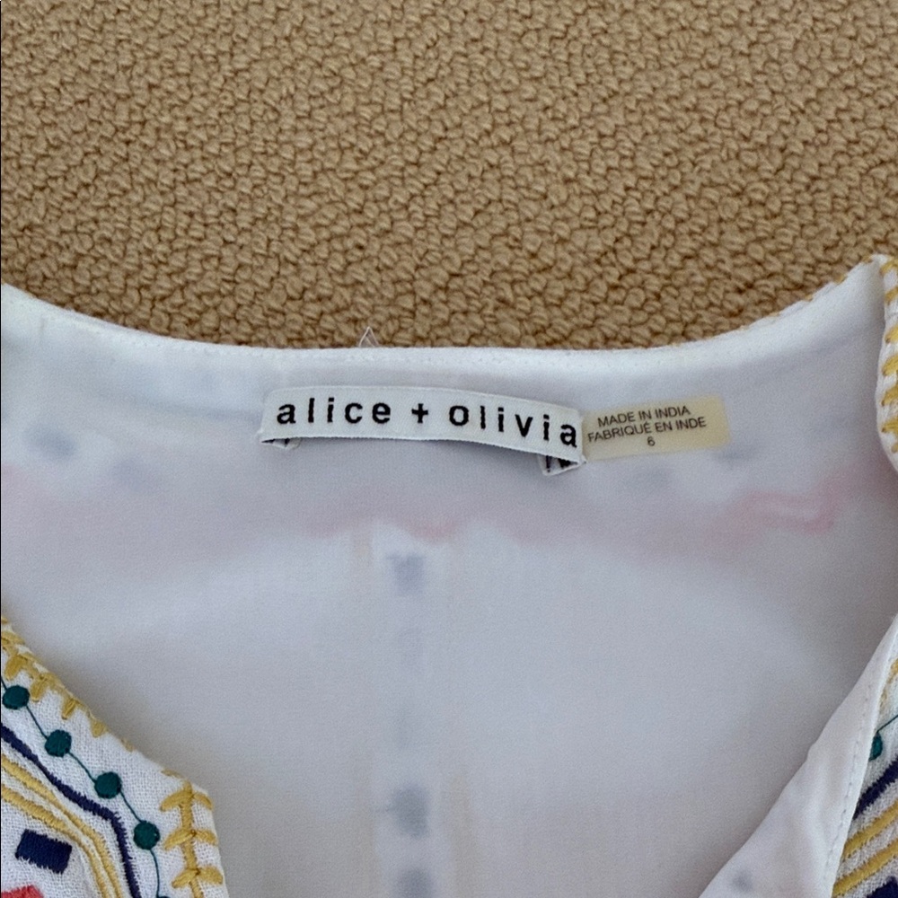Alice + Olivia Colorful Embroidered Dress, size 6 Women’s - Picture 3 of 9